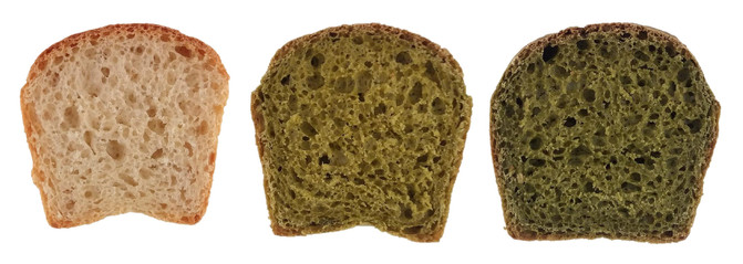 Pan branco, pan cunha porcentaxe de microalgas en lugar de fariña e pan cunha cantidade de biomasa de alga maior. / Foto: Fundación Descubre